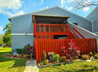 18 Crossings Cir APT F, Boynton Beach, FL 33435