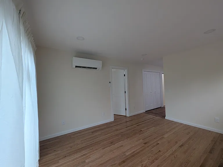 55B S Main St — Photo 10