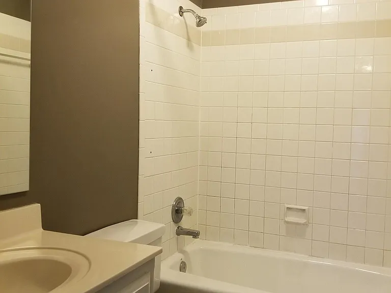 1281 E Sheridan Bridge Ln — Photo 27