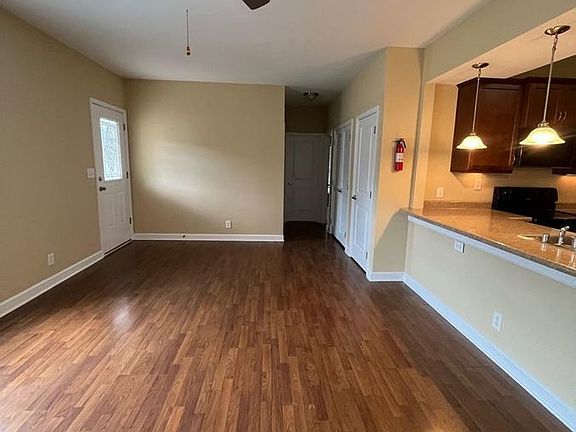 4th image of 434 N Martin Luther King Blvd #101