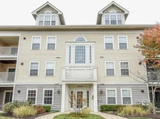 9060 Gracious End Ct APT 101, Columbia, MD 21046