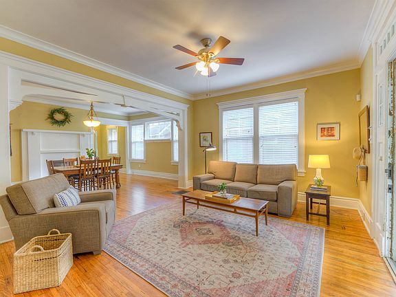 3rd image of 449 Garland St