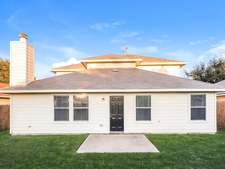 5911 Shining Leaf Ct — Photo 16