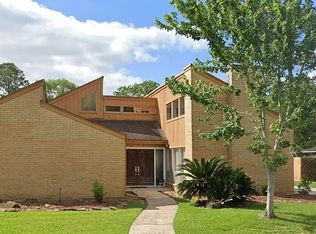 16414 Shady Elms Dr, Houston, TX 77059