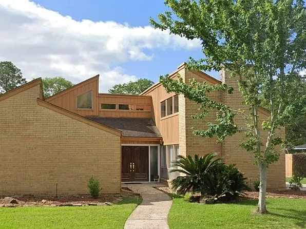 16414 Shady Elms Dr, Houston, TX 77059