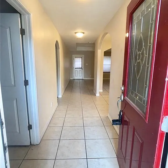 3835 Frontier Dr — Photo 2