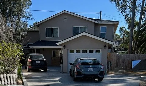6 bed, $10,800 — Photo 1