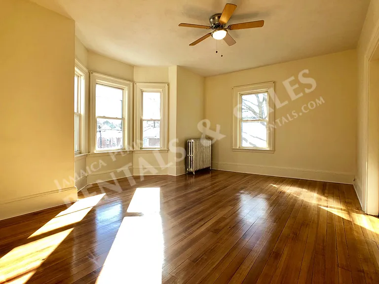 47 Custer St #2 — Photo 14