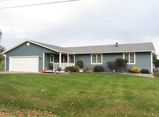 636 Suncrest Ct, Sherrard, IL 61281