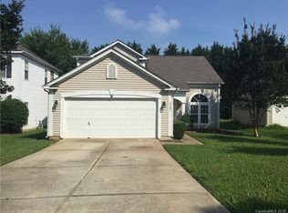 1107 Hipp Rd, Charlotte, NC 28216