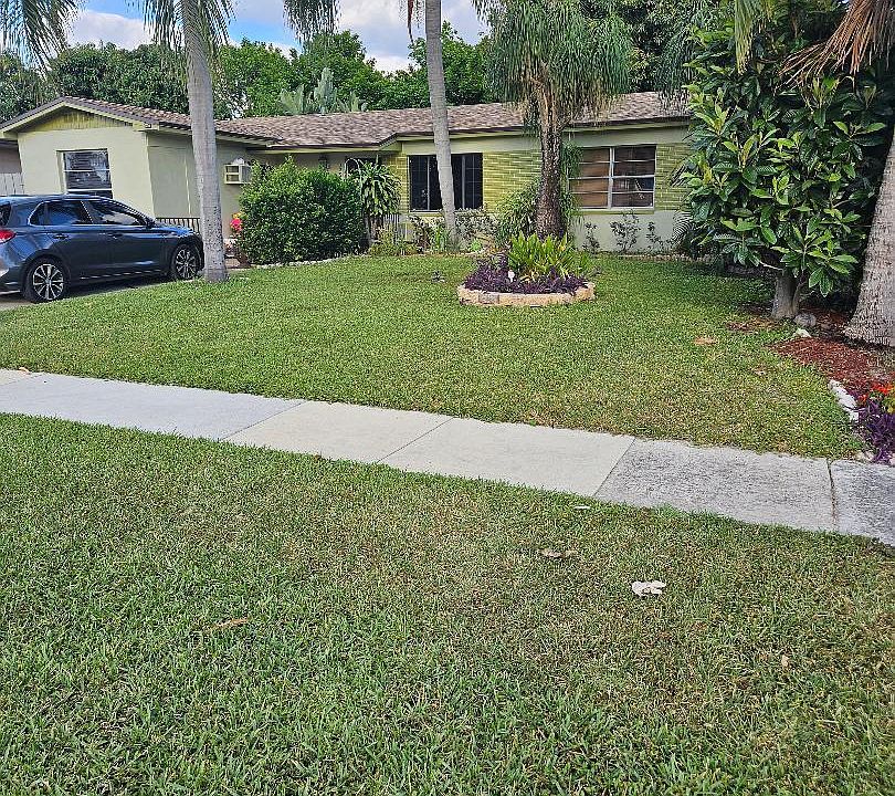 2nd image of 2700 NW 1st Street