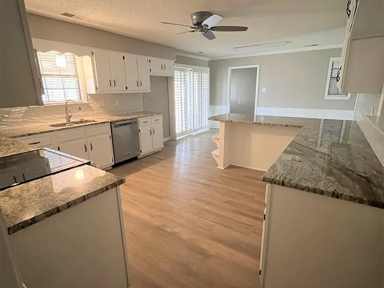 11485 Sycamore Farms Rd — Photo 6