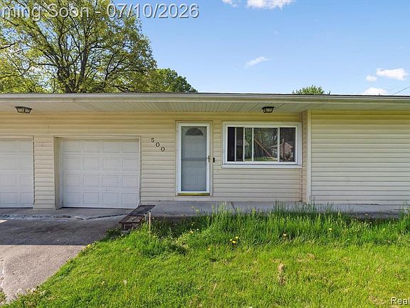4th image of 500 Trombley Dr