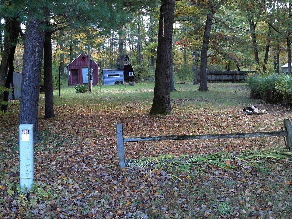 2nd image of 4058 3rd Ave