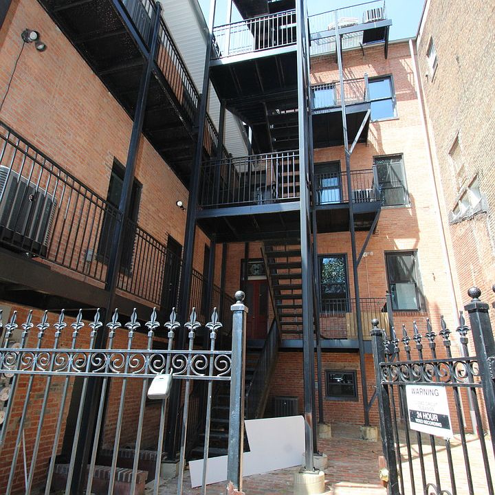 Building Photo 5