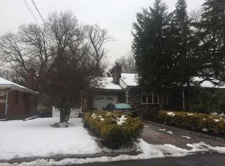 16 Beverly Rd, Englewood Cliffs, NJ 07632