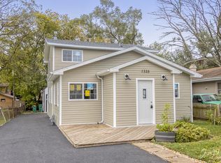 1325 Elm Ave, Round Lake Beach, IL