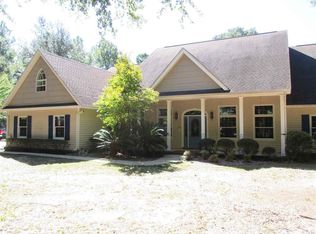 5495 Cottonwood Dr, Milton, FL 32570