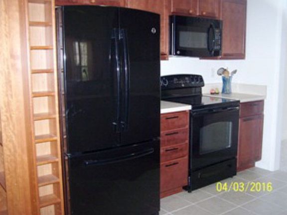 4th image of 2498 Mayflower Dr