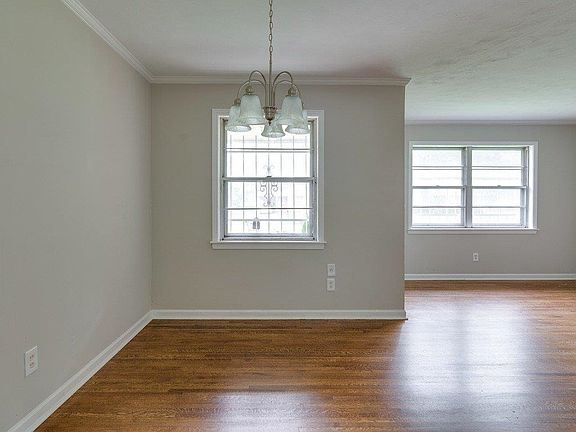 4th image of 3507 Boeingshire Dr
