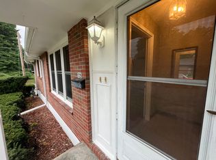 1725 S Scott Ave, Independence, MO 64052