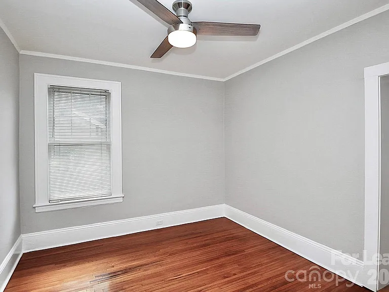 911 Sunnyside Ave #1 — Photo 13