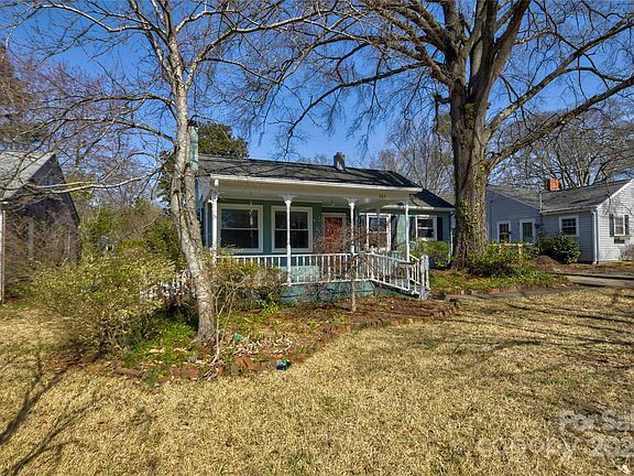 2nd image of 943 Beverly Dr
