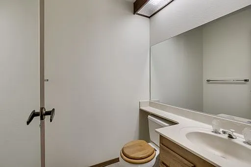 16008 Village Green Dr #A — Photo 15