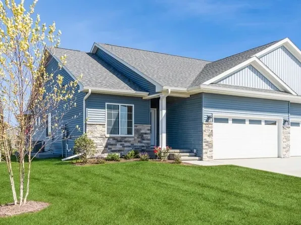 928 Oakland Trl, Solon, IA 52333