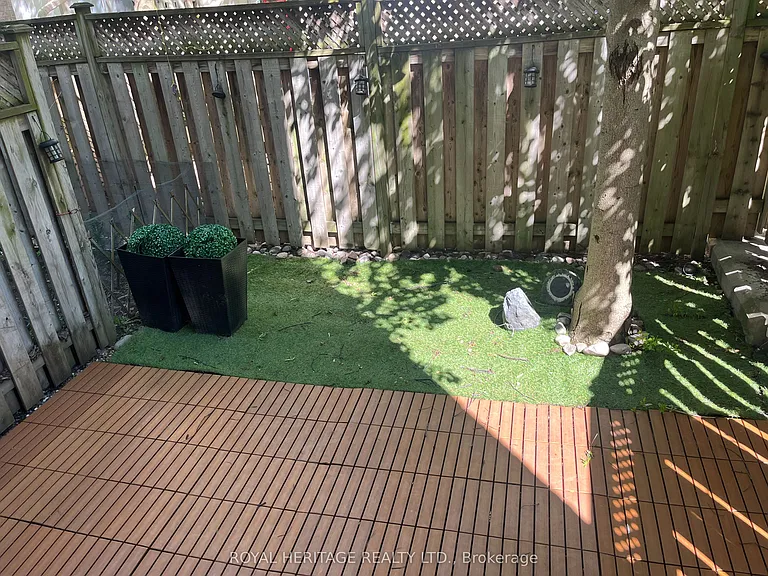 16 William Poole Way #16 — Photo 3