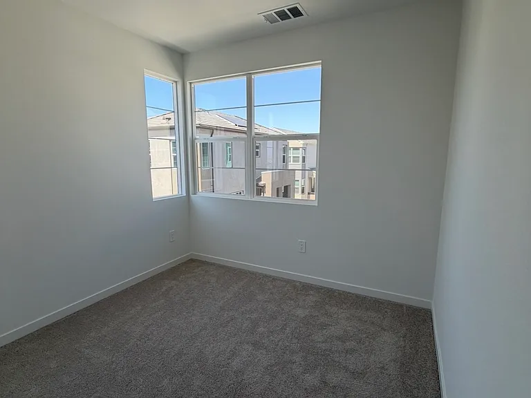 2622 E Hyde Paseo — Photo 41
