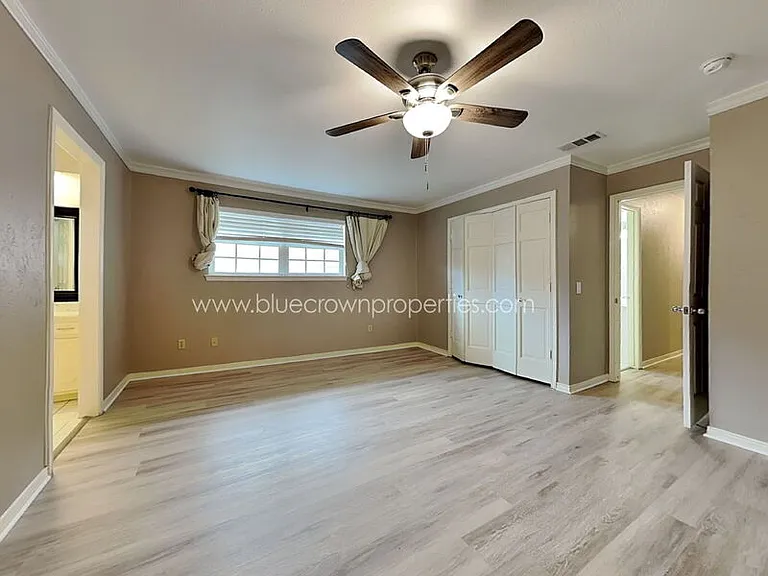 1804 Mercedes Pl — Photo 20