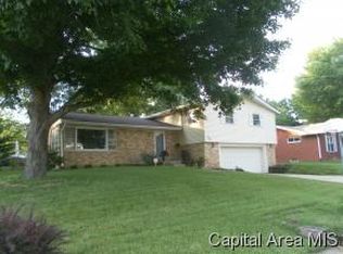 1227 Ivywood Dr, Springfield, IL 62704