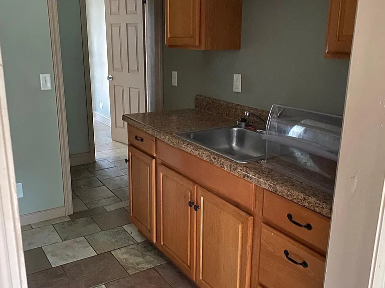 219 Meadowdale Dr — Photo 8