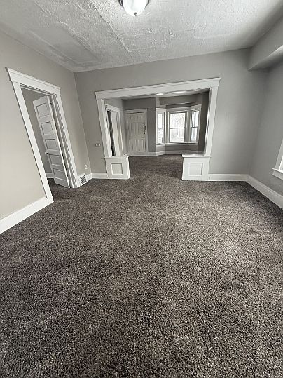 1st image of 12519 Forest Ave