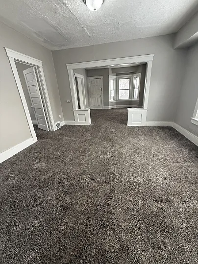 12519 Forest Ave photo 1