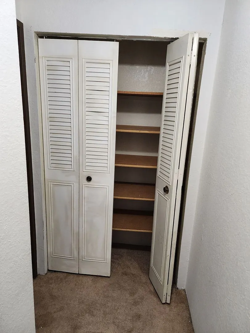 EG-0000 | 226 Mountain View Ave (10 Units) — Photo 2