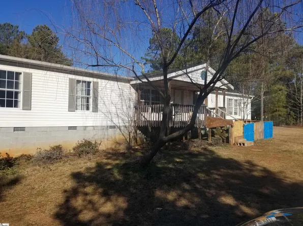 403 McCullough School Rd, Honea Path, SC 29654