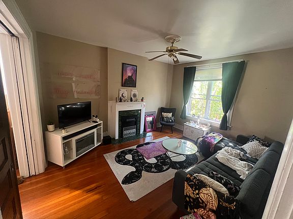 2nd image of 2029 Ann Ave Unit 2F