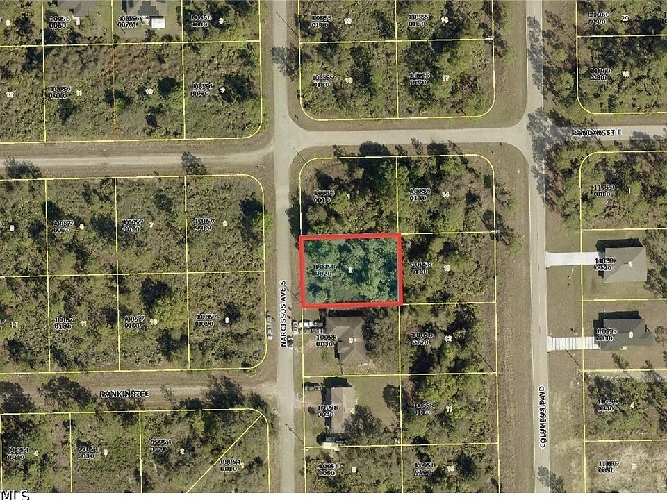2nd image of 217 Narcissus Ave S