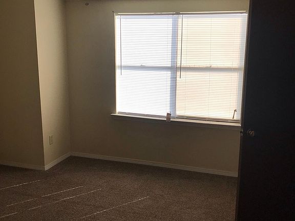 4th image of 10711 Roger Dr