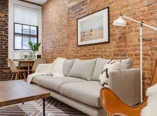 1665 Cornelia St #2R, Ridgewood, NY 11385
