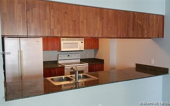 3rd image of 1200 Brickell Bay Dr #3106TC