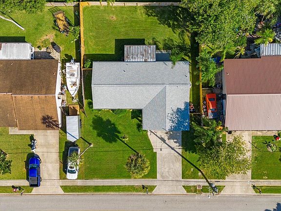 2nd image of 735 Fleming Ave