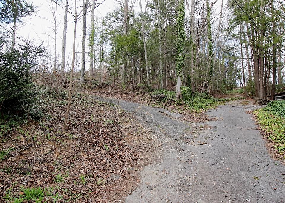 1st image of 16 Red Bud Ln Lot 16R