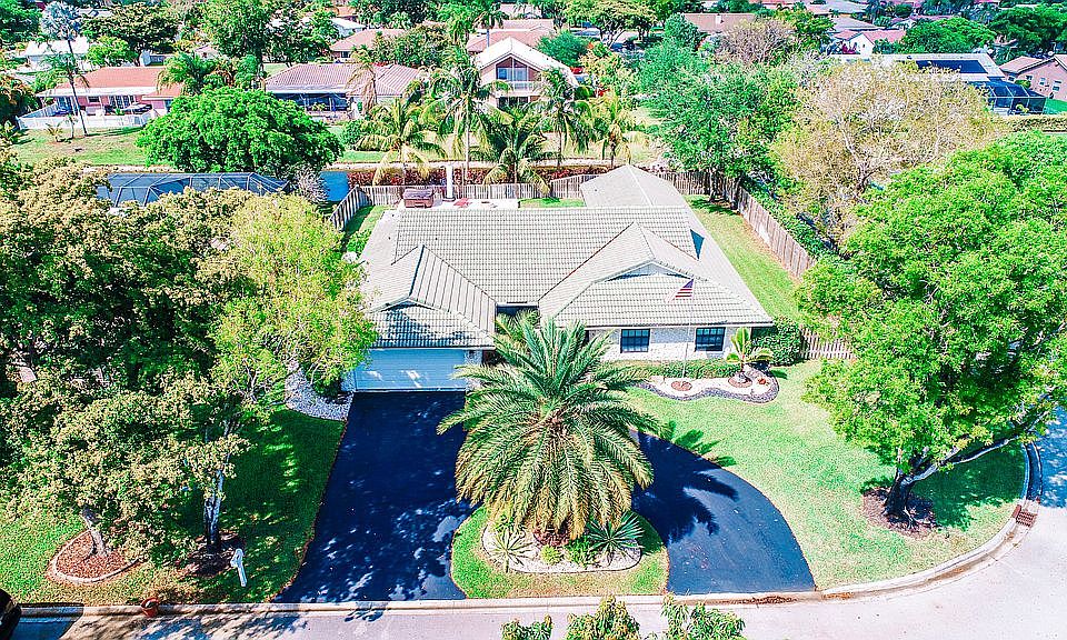 1st image of 1911 NW 113th Way