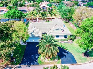 1911 NW 113th Way, Coral Springs, FL 33071