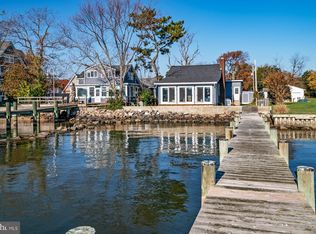 7803 Southwest Rd, Pasadena, MD 21122