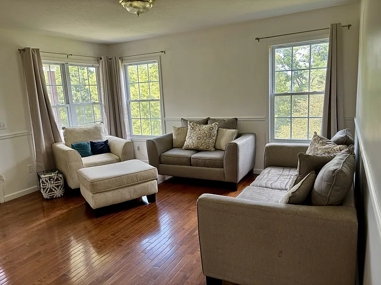 12 Picardy Pl — Photo 7
