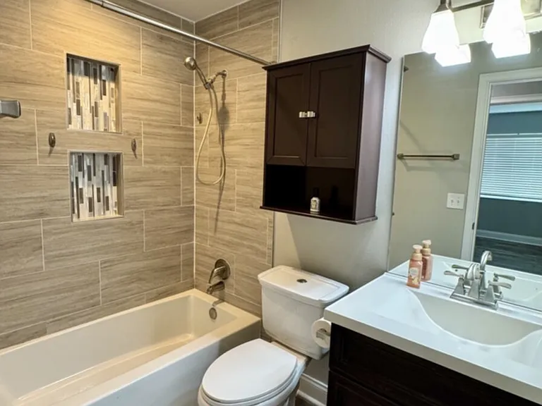 1301 Queen Elaine Dr — Photo 30